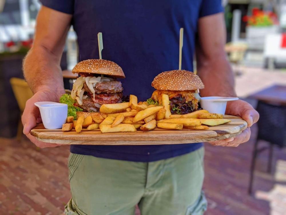 Lekker eten bij eetcafé Mereboer in Groet